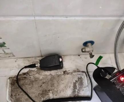 边坝屋顶漏水维修公司分享下卫生间漏水的危害及解决方法